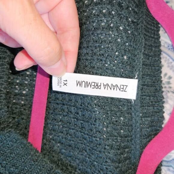 ZENANA Premium Hunter Green Long Sweater Size 1X - Picture 4 of 4